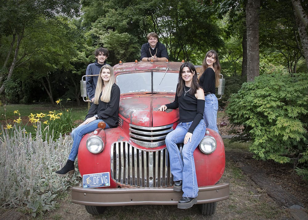 Cousins-on-Truck